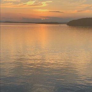 Meet your Posher, Elesha